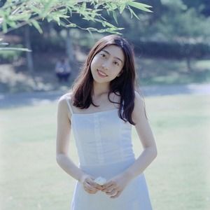 Meet your Posher, Yue